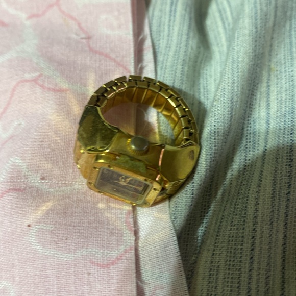 BORETTO finger watch vintage made in Japan gold with black and Diamond face - Picture 3 of 5